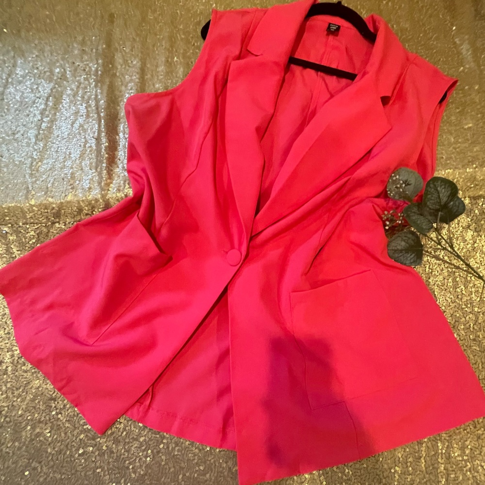 SHEIN 1X Pink Hot Pink Plus size sleeveless vest blazer NWOT